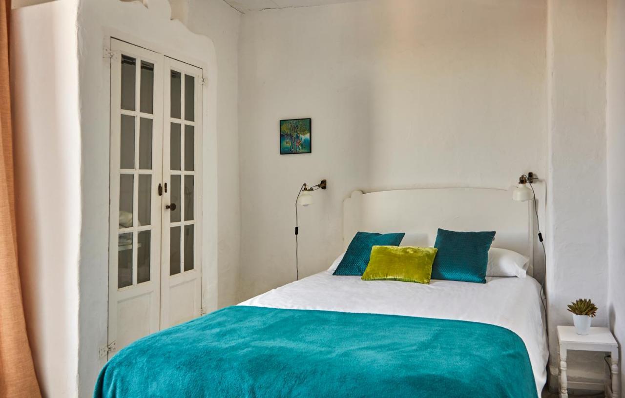 Sitges Hill Retreats-Masia Nur 22 Bedrooms Divided Over 9 Houses For Max 44 Guests Canyelles (Catalonia) Exterior foto