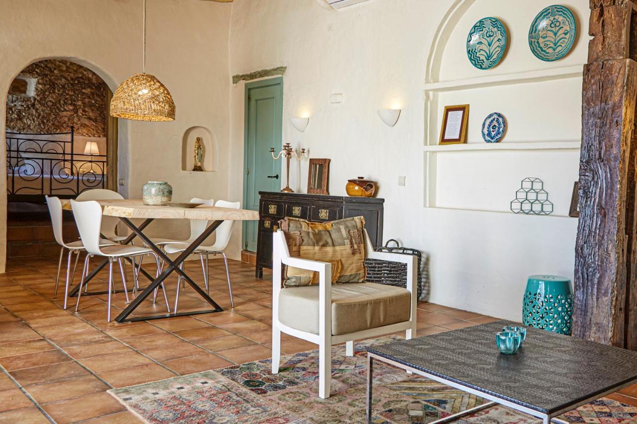 Sitges Hill Retreats-Masia Nur 22 Bedrooms Divided Over 9 Houses For Max 44 Guests Canyelles (Catalonia) Exterior foto